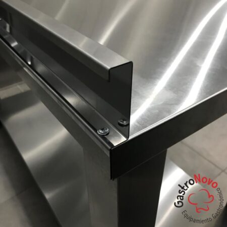 Mesada De Acero Inoxidable Con Estante Inferior 1350x700x850 - Imagen 3